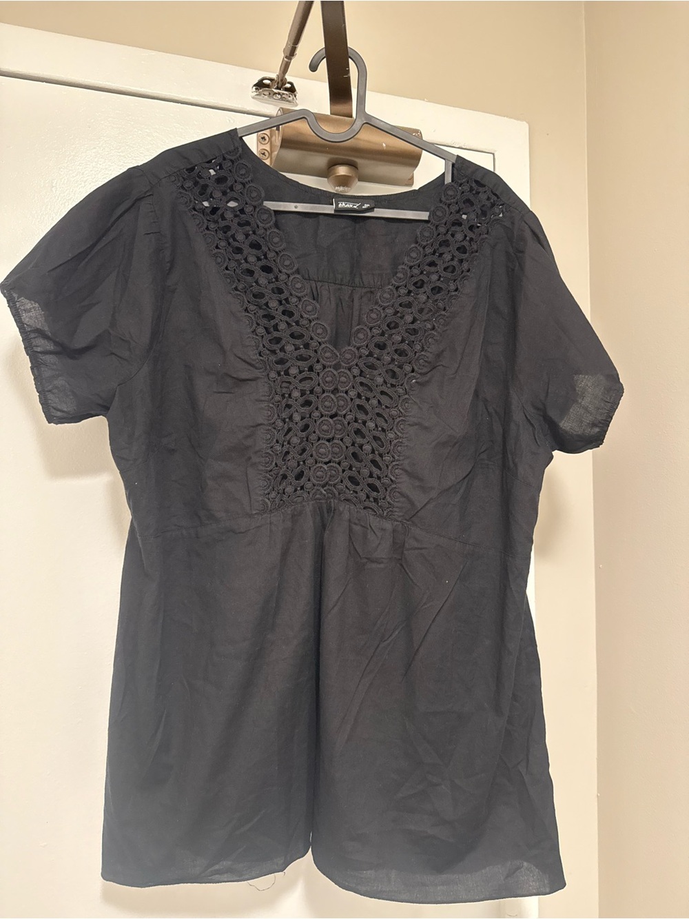 Black Crochet-Front Women's Top- brand is okay Europe